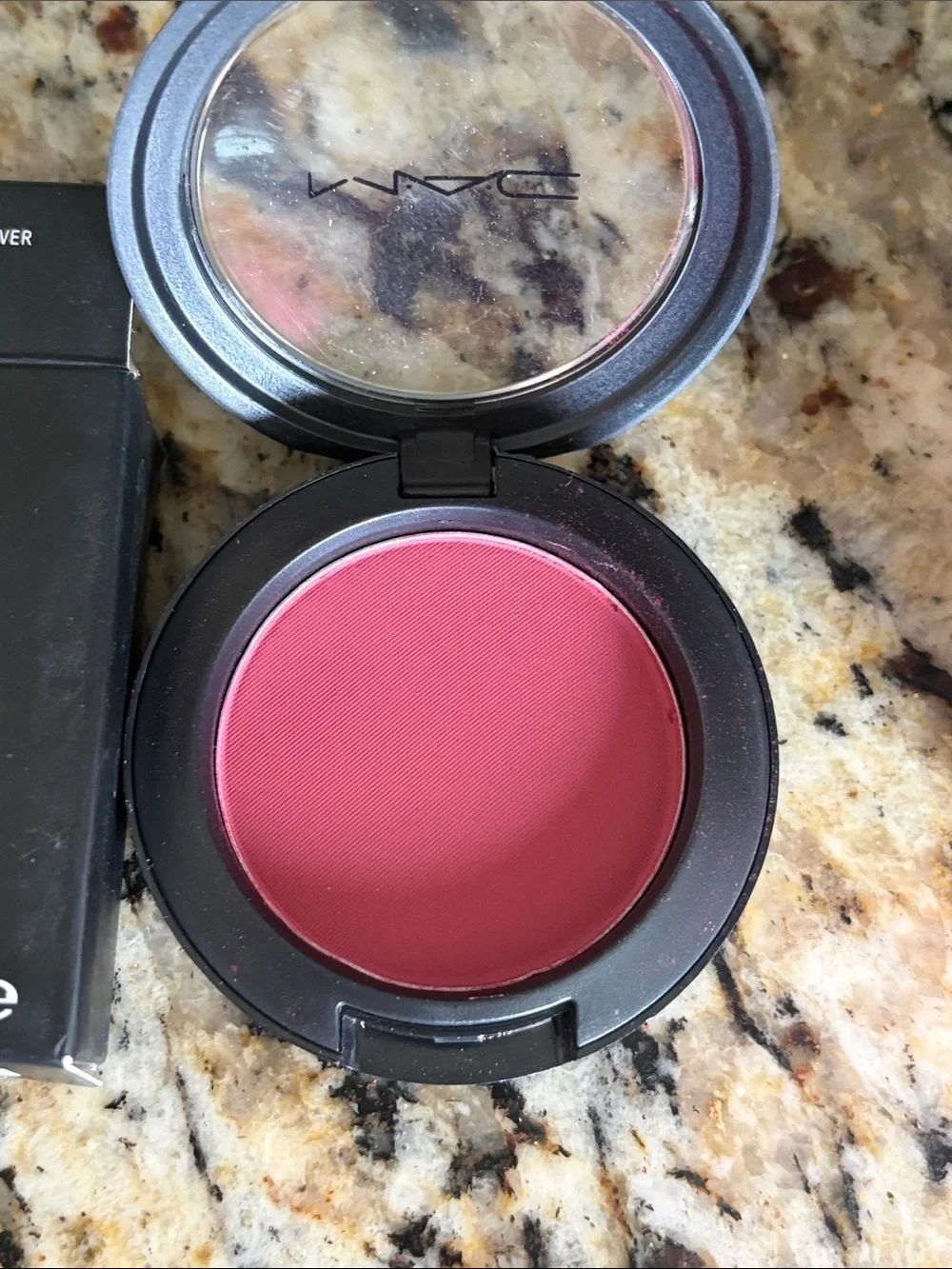 ♥️⚡️MAC Cosmetics Fever Blush